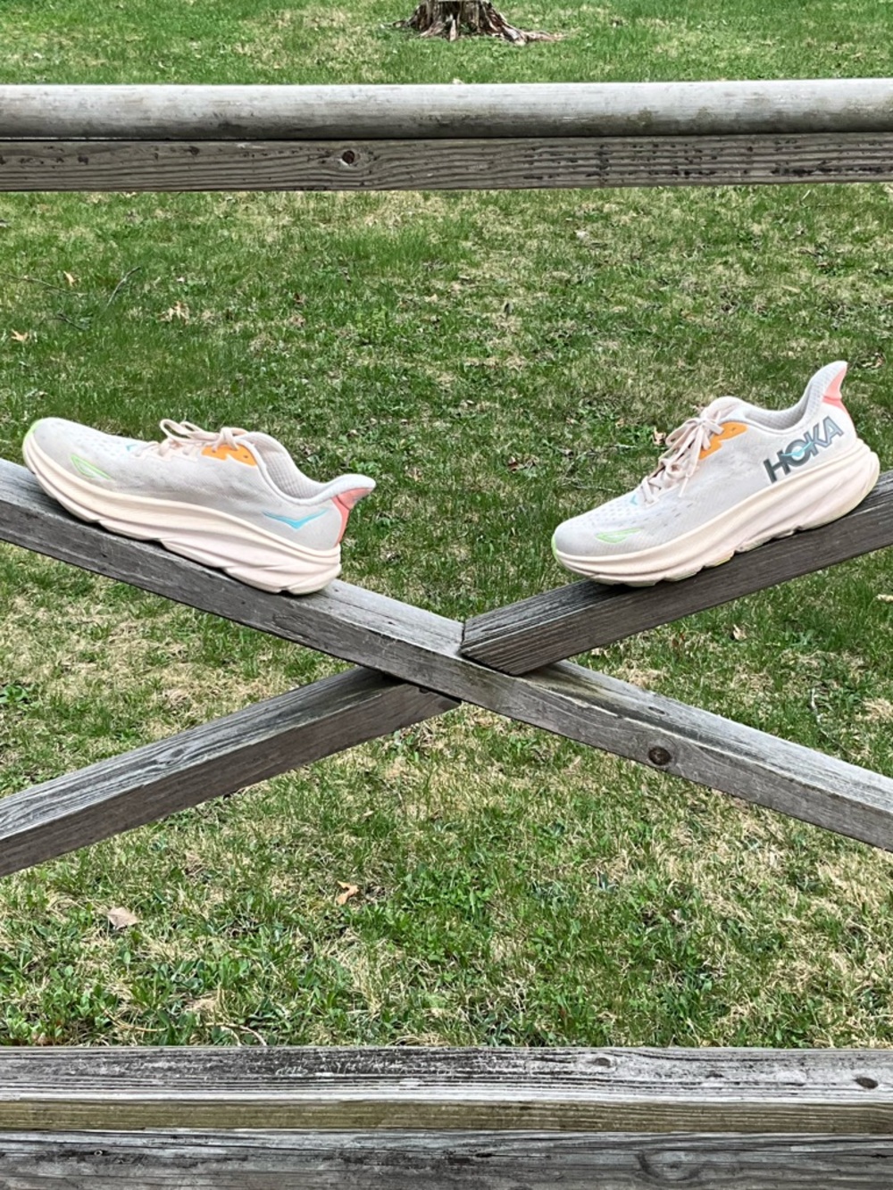 Hoka Clifton 9 Women’s Sneakers - Picture 8 of 9
